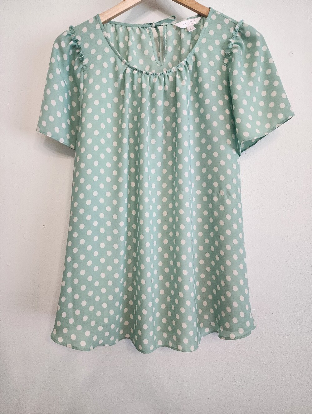 Lauren Conrad Green and Cream Polka Dot Short Sleeve Blouse Size XL - Picture 2 of 10
